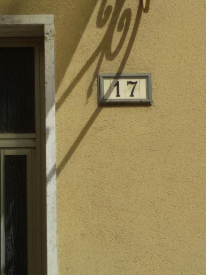Sei Da Noi Hotell Ivrea Exteriör bild